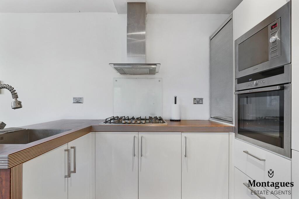 Additional property image - Hemnall Street, Epping, CM16