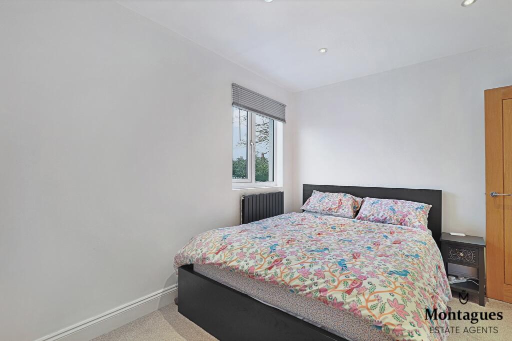 Additional property image - Hemnall Street, Epping, CM16
