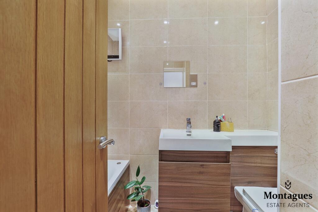 Additional property image - Hemnall Street, Epping, CM16
