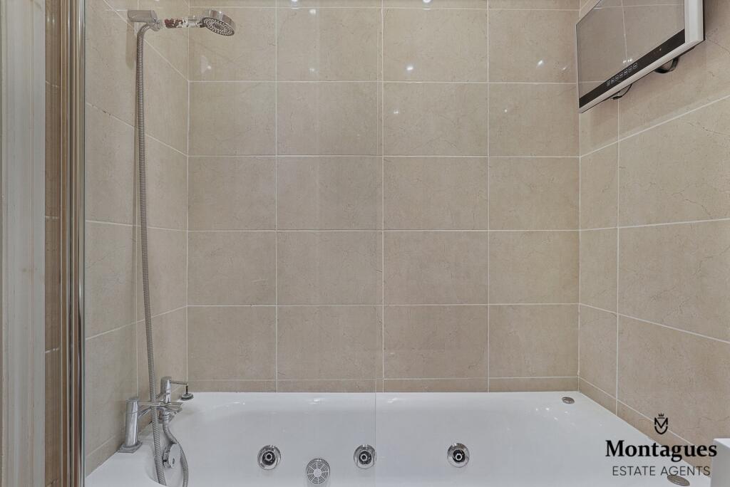 Additional property image - Hemnall Street, Epping, CM16