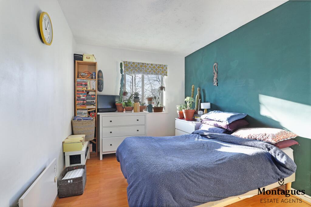 Additional property image - Woodland Grove, Epping, CM16