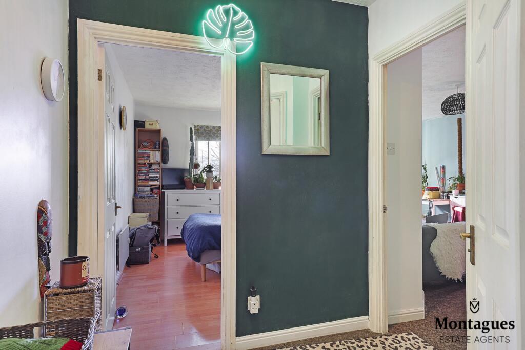 Additional property image - Woodland Grove, Epping, CM16