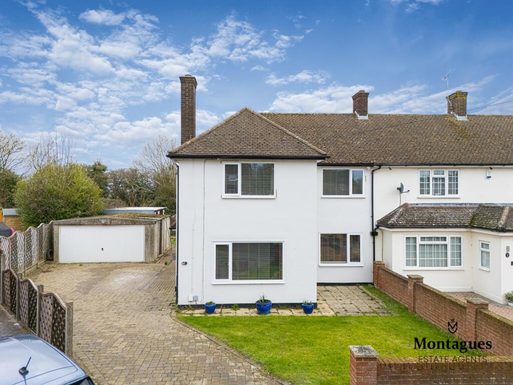 Additional property image - Bluemans End, North Weald, CM16