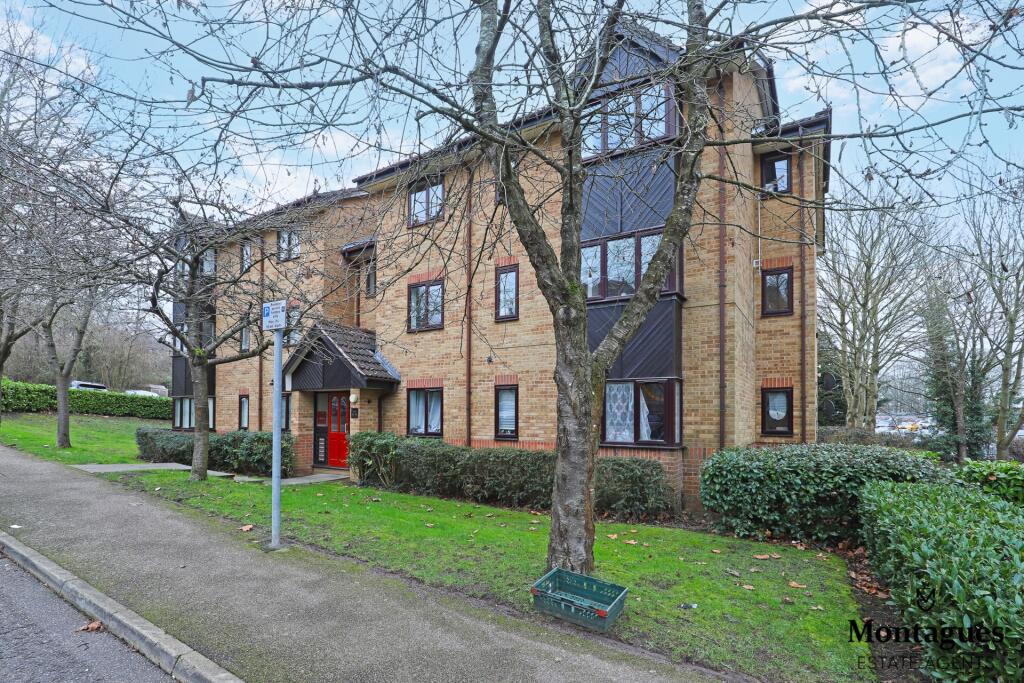Main image of property: Woodland Grove, Epping, CM16