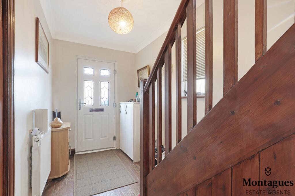 Additional property image - Hemnall Street, Epping, CM16