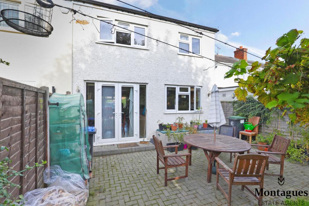 Additional property image - Hemnall Street, Epping, CM16