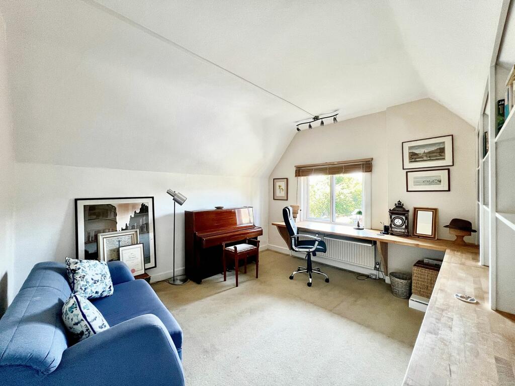 Additional property image - The Drive, Coulsdon, CR5