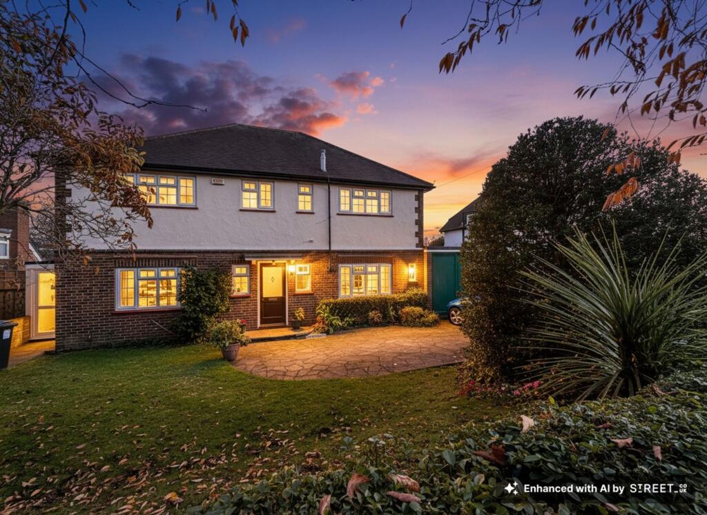 Main image of property: Oakwood Avenue, Purley, CR8