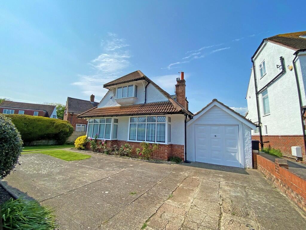 4 bedroom detached house for sale in Upper Shoreham Road, Shorehamby