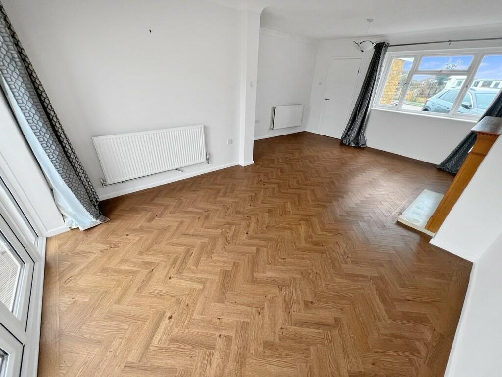 Additional property image - Weald Dyke, Shoreham-by-Sea