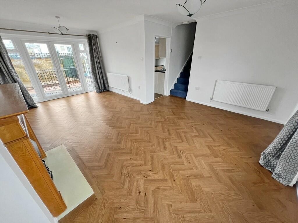 Additional property image - Weald Dyke, Shoreham-by-Sea