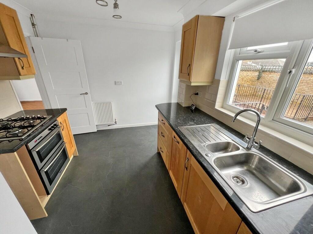 Additional property image - Weald Dyke, Shoreham-by-Sea