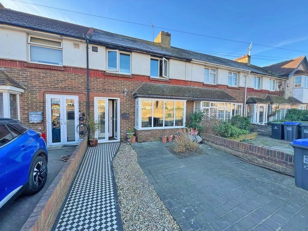 3 bedroom terraced house for sale in Old Shoreham Road, ShorehambySea