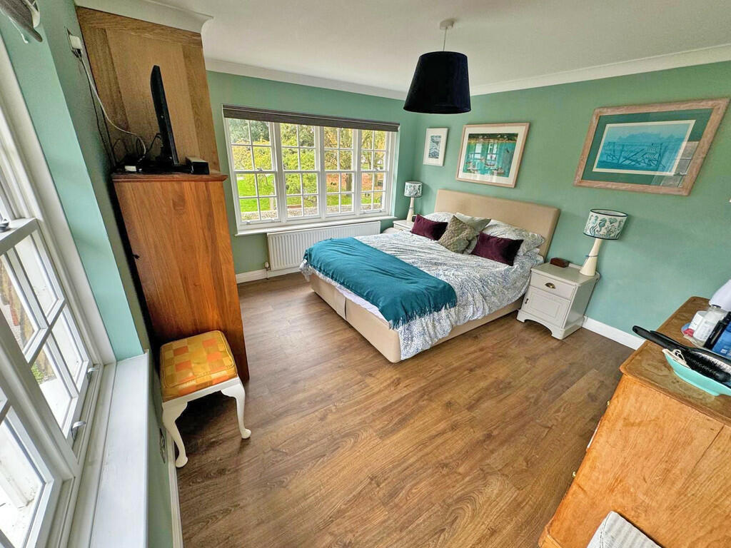 Additional property image - St Marys Close, Shoreham-by-sea