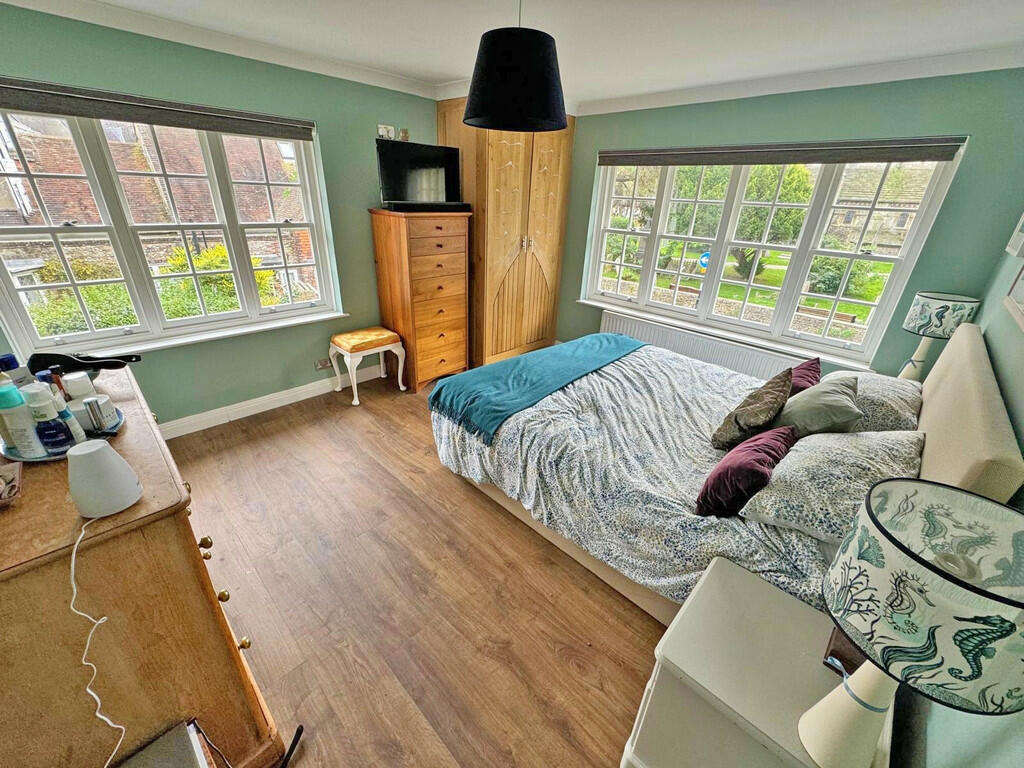 Additional property image - St Marys Close, Shoreham-by-sea