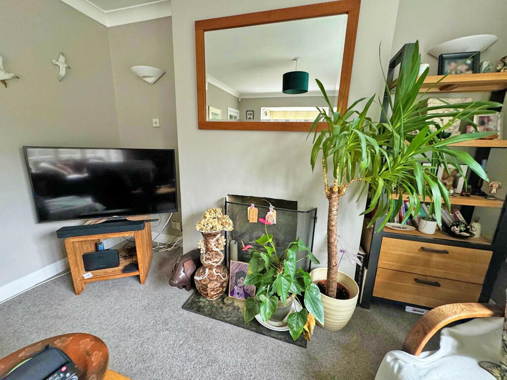 Additional property image - St Marys Close, Shoreham-by-sea