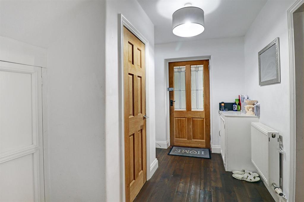 4 bedroom end of terrace house for sale in The Mount, Hale Barns, Altrincham, WA15