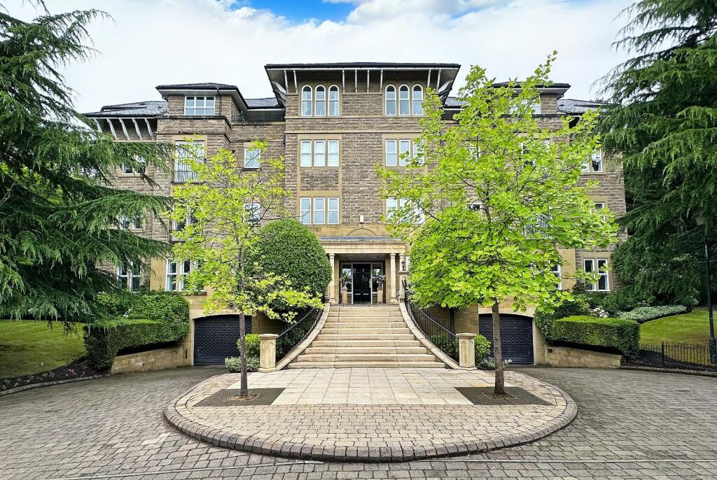 3 bedroom apartment for sale in Stanhope Road, Bowdon, WA14