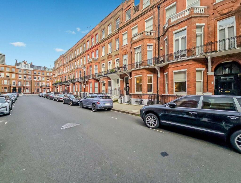 Main image of property: Rosary Gardens, South Kensington, London, SW7
