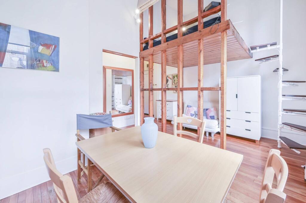 Main image of property: Ground Floor, Flat A, Cornwall Gardens, South Kensington, London, SW7