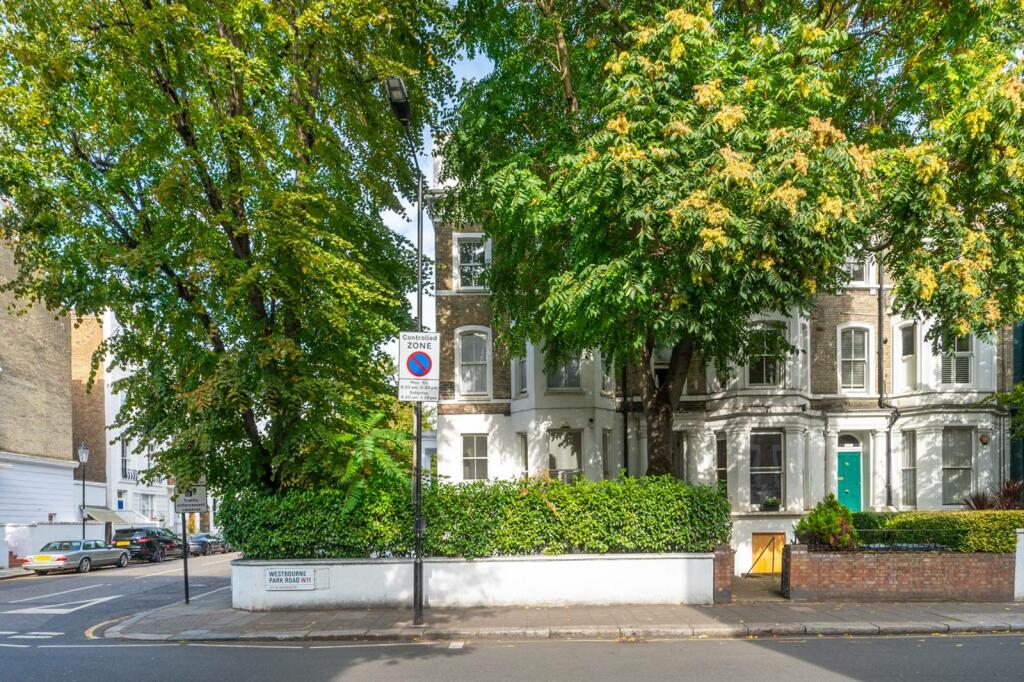 2 bedroom flat for sale in Westbourne Park Road, Notting Hill, London, W11