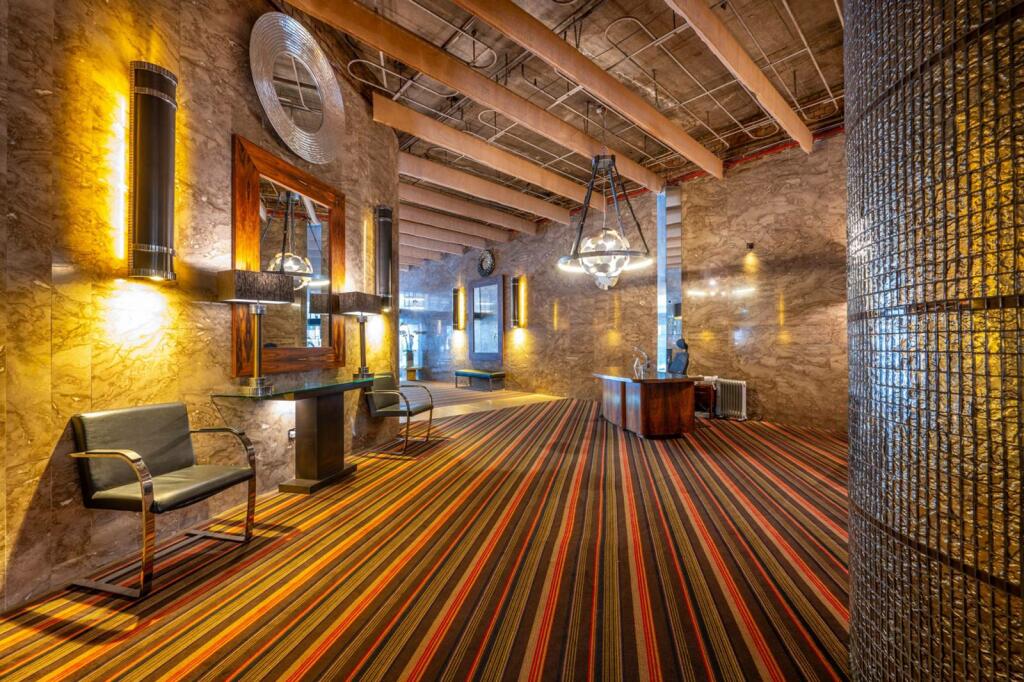 2 bedroom flat for sale in Notting Hill Gate, Notting Hill Gate, London