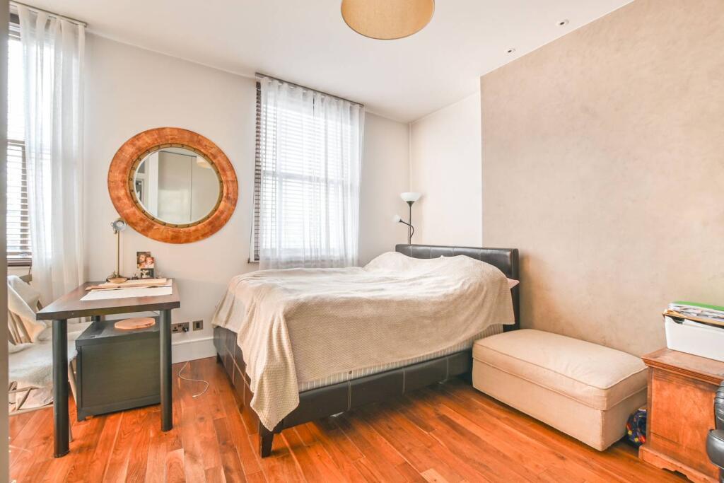 Main image of property: Ladbroke Grove, North Kensington, London, W10