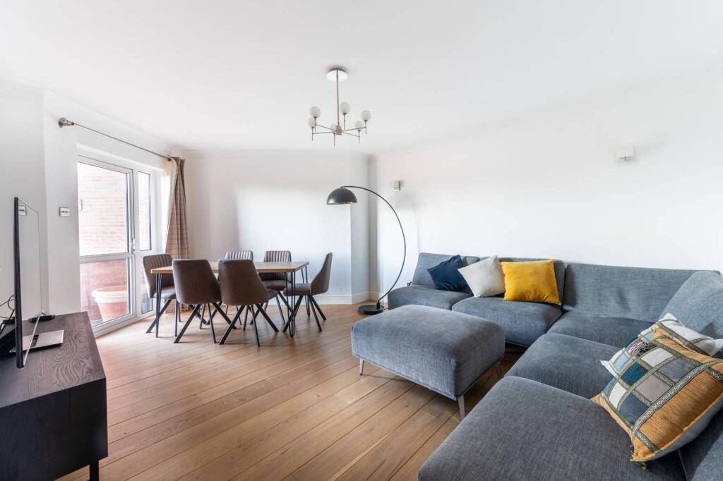 Main image of property: Chepstow Villas, Notting Hill, London, W11
