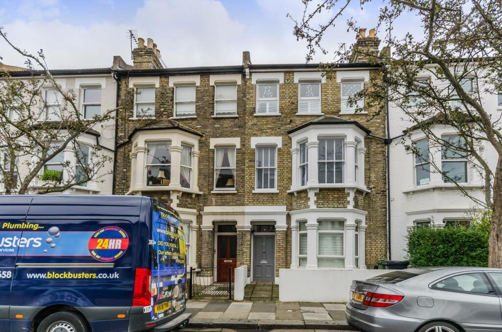 2 bedroom flat for sale in Epirus Road, Fulham, London, SW6