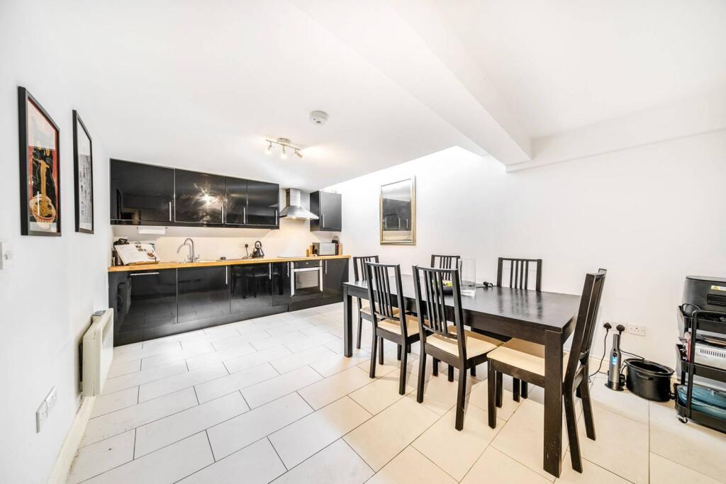 Main image of property: Wheatsheaf Terrace, Parsons Green, London, SW6