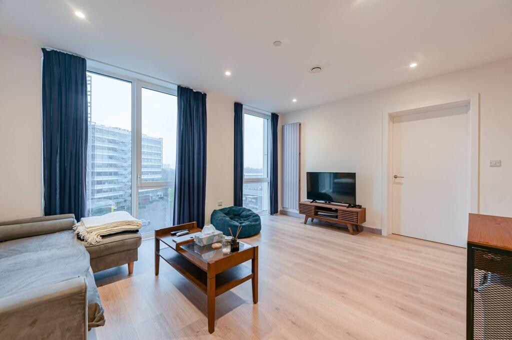 Main image of property: Bollo Lane, Chiswick, London, W4