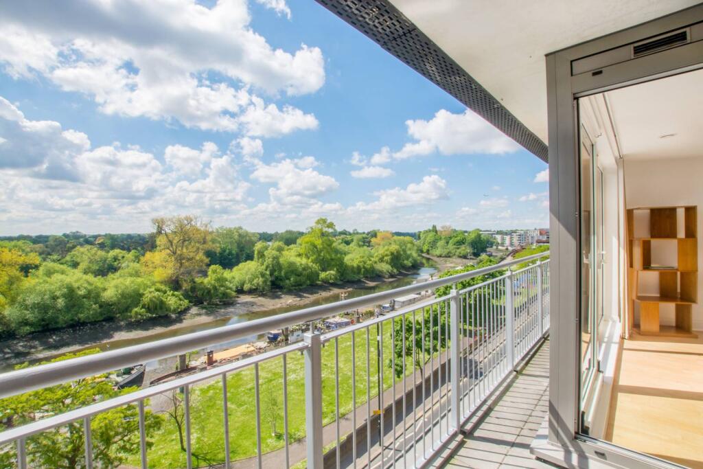 Main image of property: Holland Gardens, Kew Bridge, Brentford, TW8