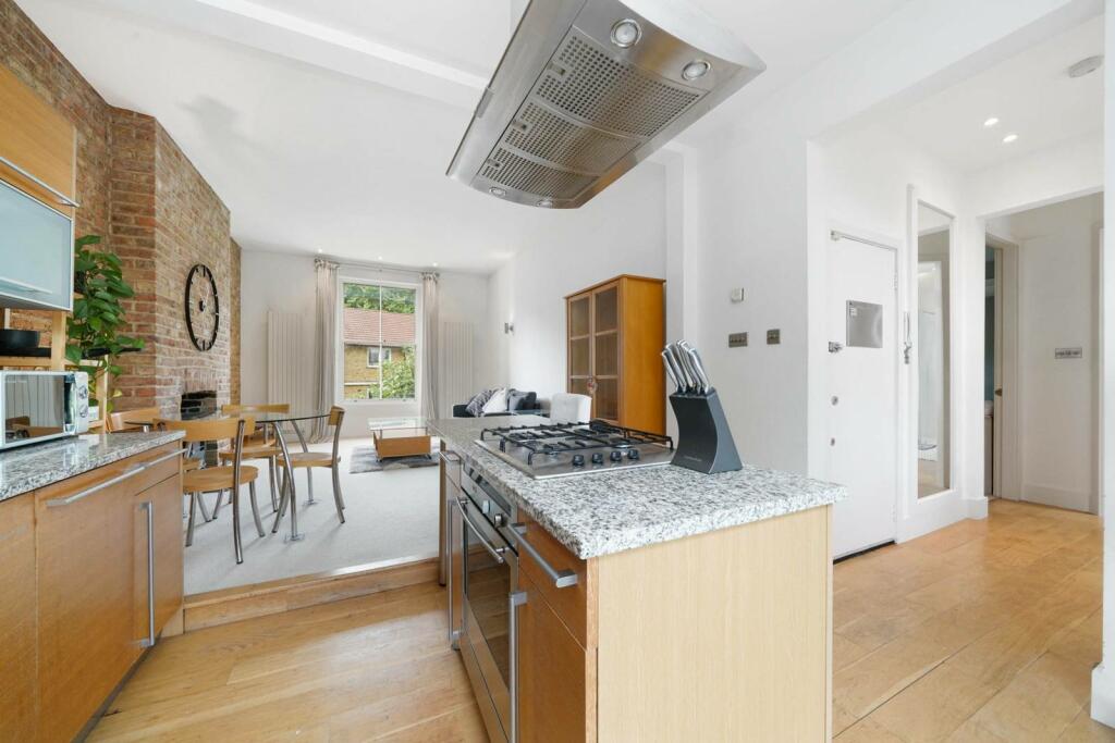 1 bedroom flat for sale in Petherton Road, Highbury, London, N5