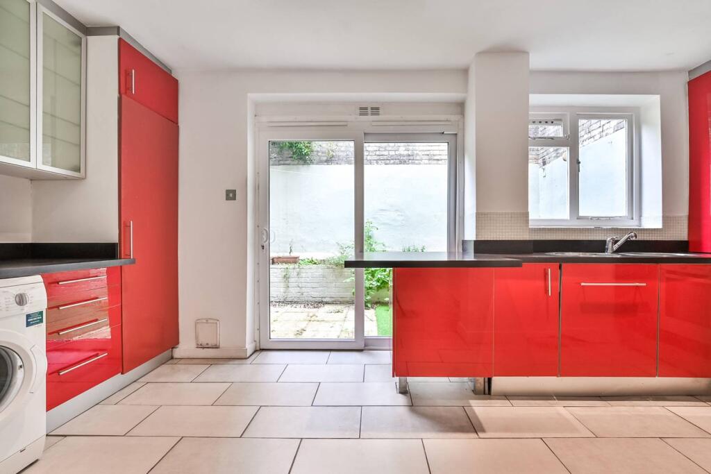 Main image of property: Mountgrove Road, Islington, London, N5