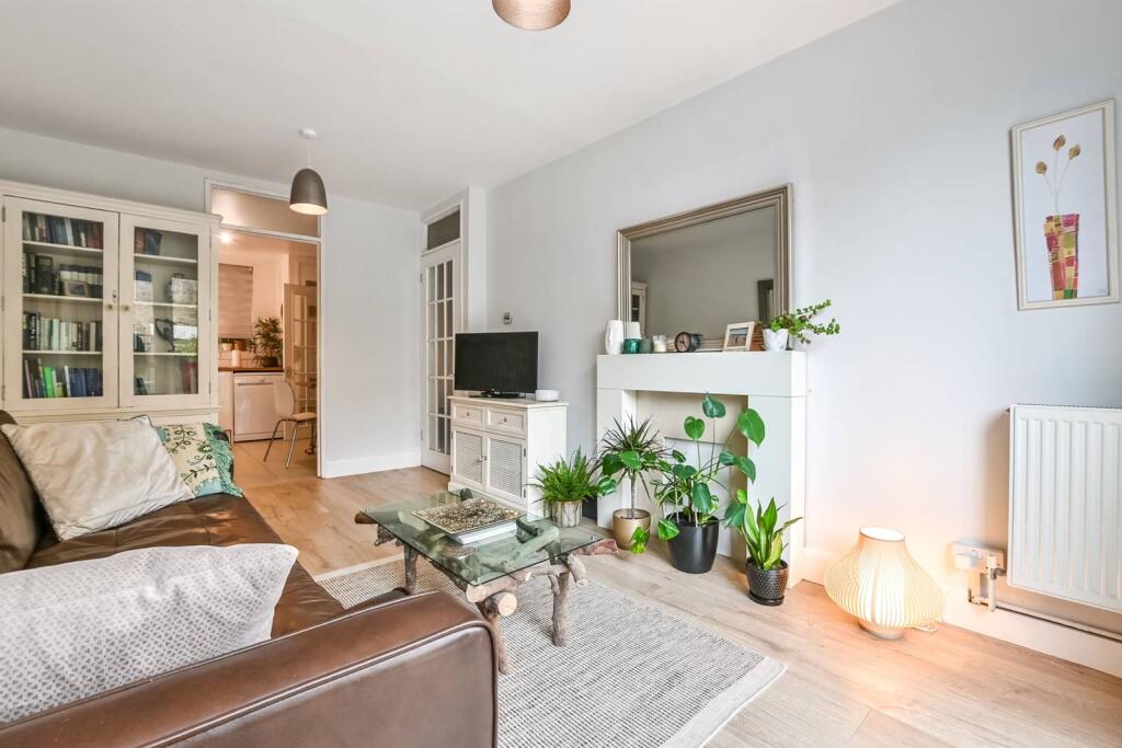 Main image of property: St Peters Way,, De Beauvoir Town, London, N1