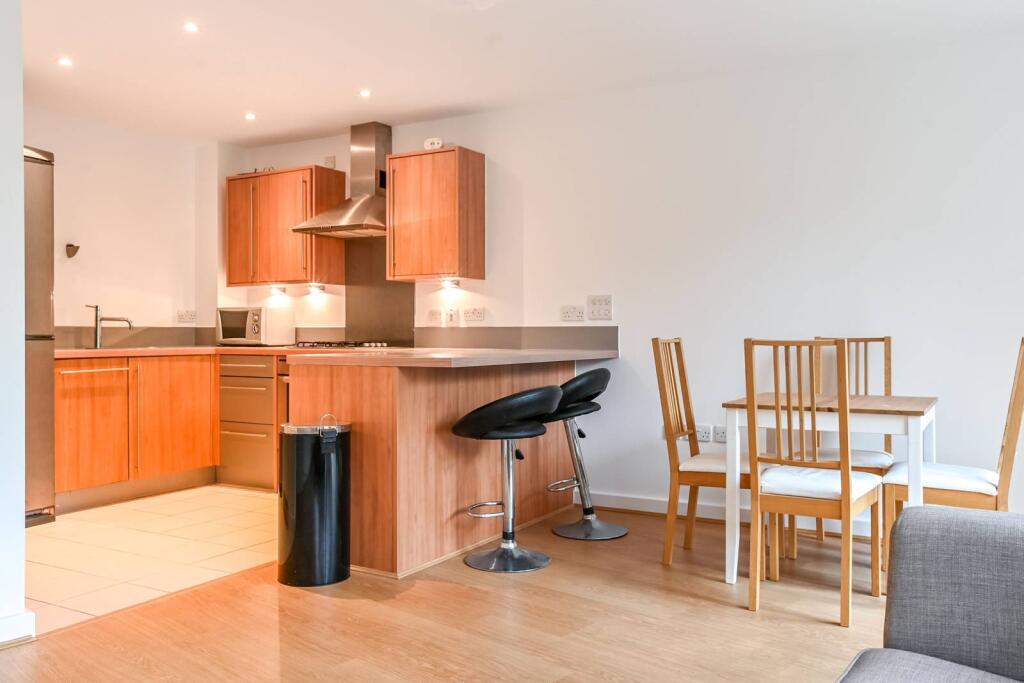 Main image of property: Eden Grove, Islington, London, N7