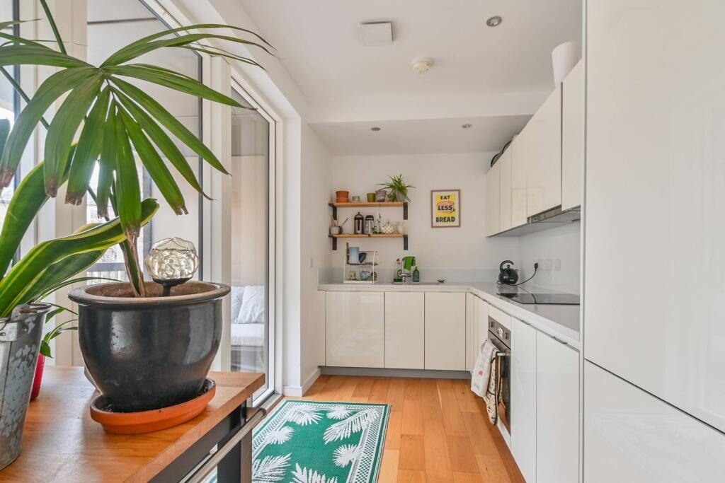 Main image of property: Brownswood Road, Highbury, London, N4