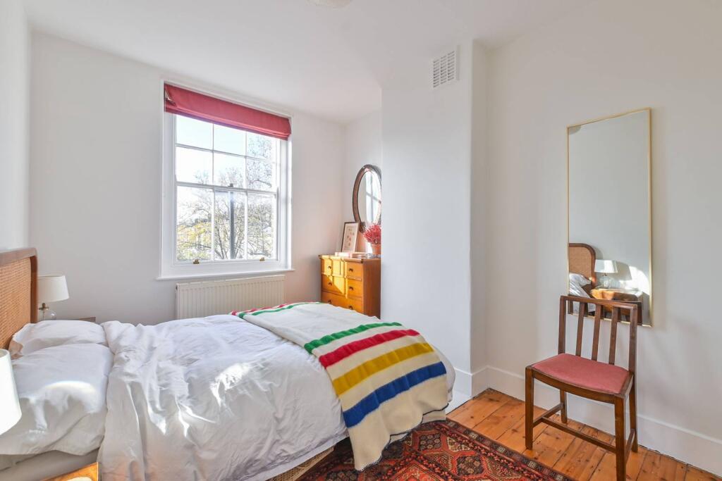 Main image of property: Thornhill Road, Barnsbury, London, N1