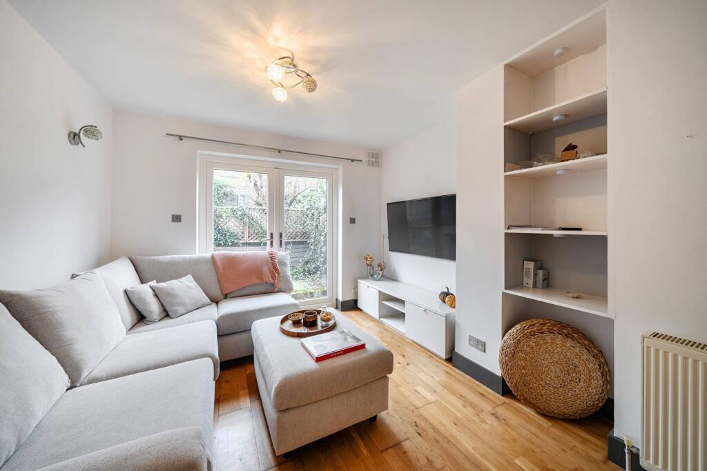 Main image of property: Melgund Road, Highbury and Islington, London, N5