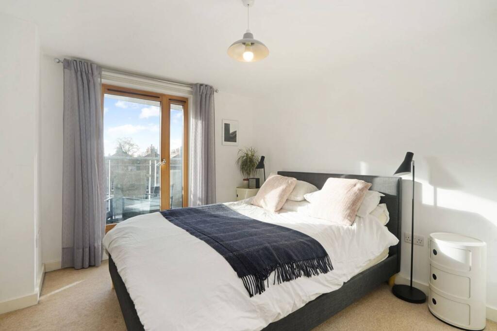 Main image of property: White Lion Street, Angel, London, N1