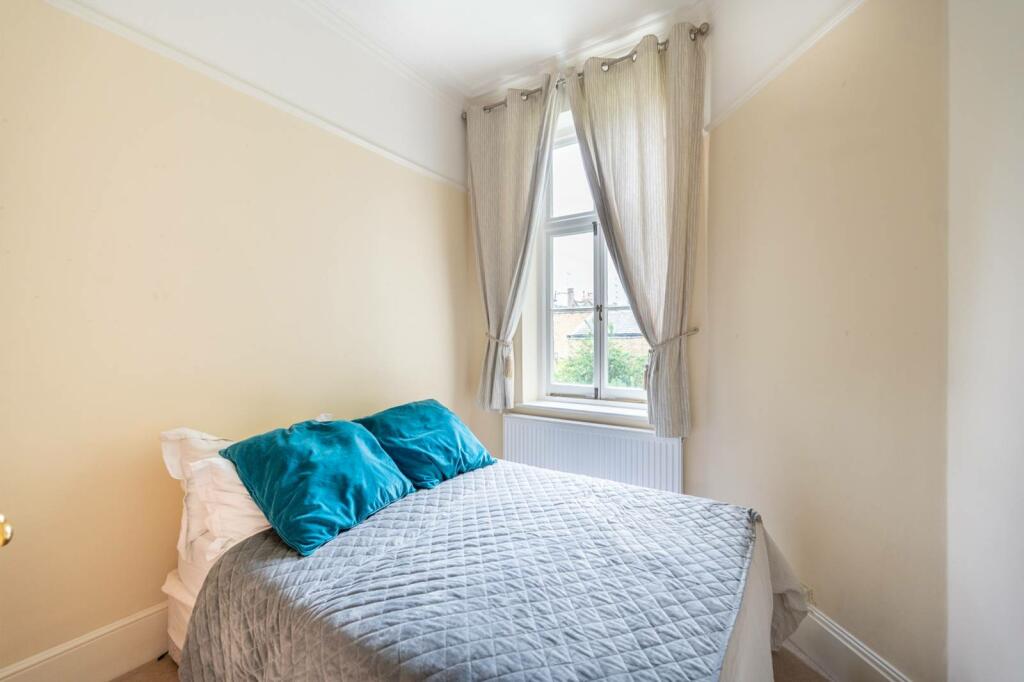2 bedroom flat for sale in Abercorn Place, St John's Wood, London, NW8
