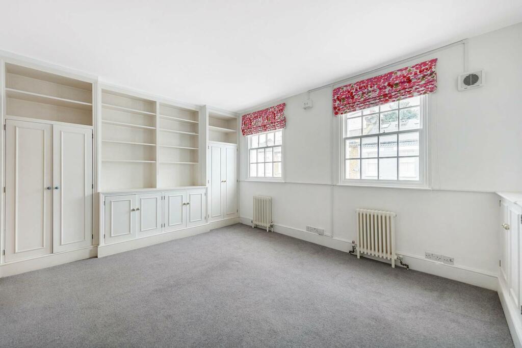 4 bedroom house for sale in Wadham Road, Putney, London, SW15
