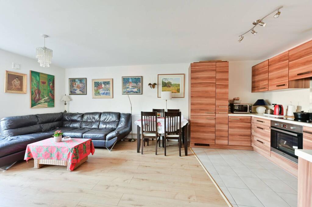 Main image of property: Garratt Lane, Wandsworth Town, London, SW18