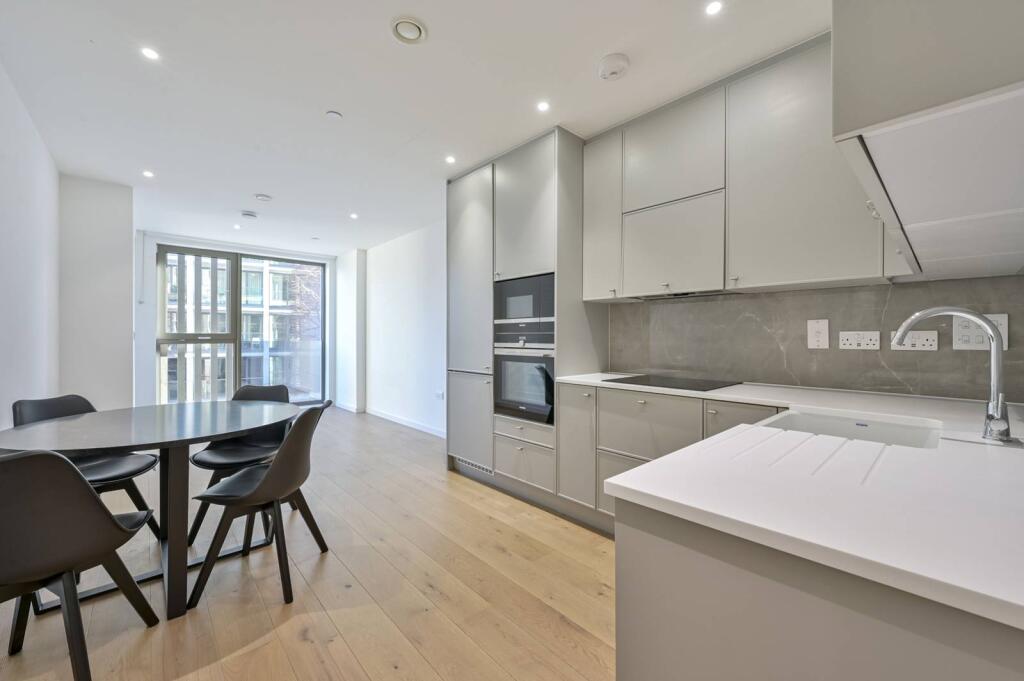 Main image of property: Upper Richmond Road, East Putney, London, SW15