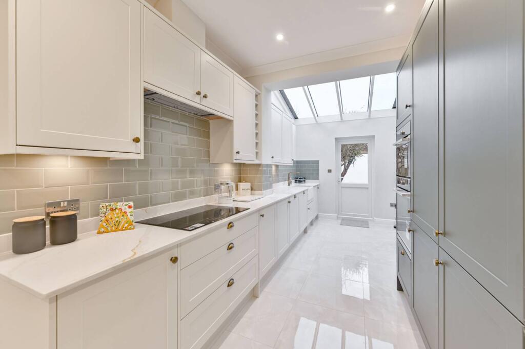 Main image of property: Thirsk Road, Battersea, London, SW11