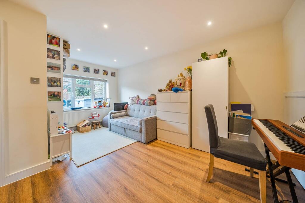 Main image of property: Aspen Close, Ealing, London, W5