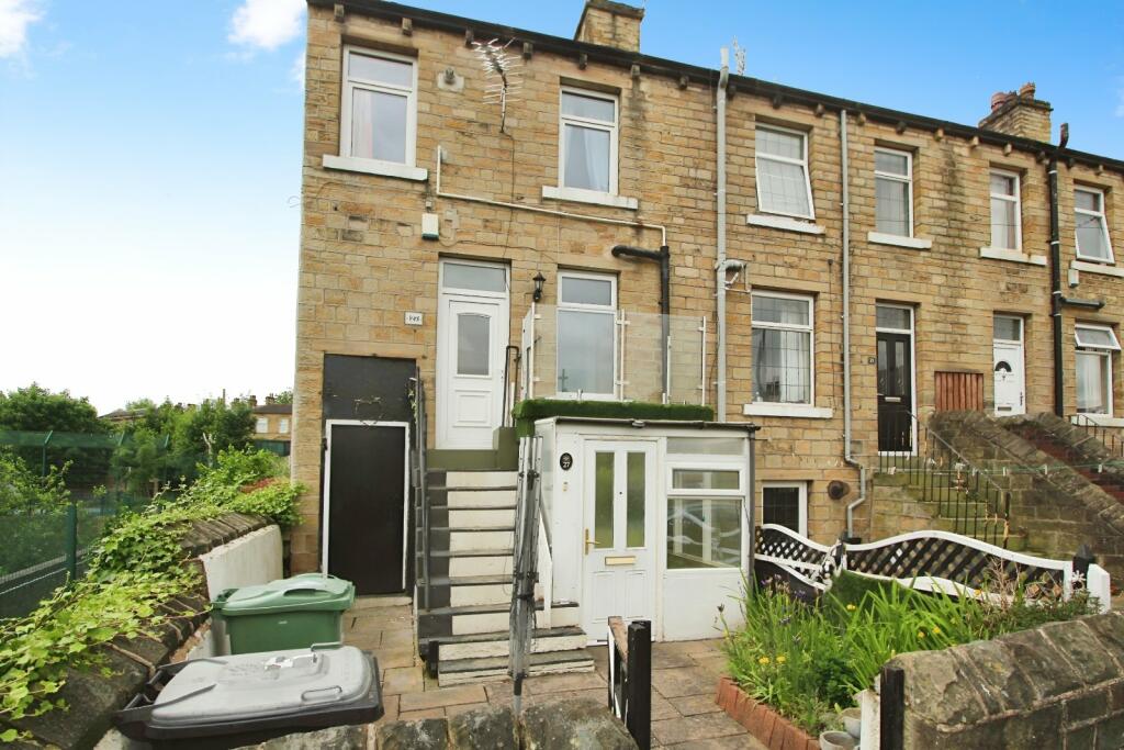 Main image of property: Leef Street, Moldgreen, Huddersfield, West Yorkshire, HD5