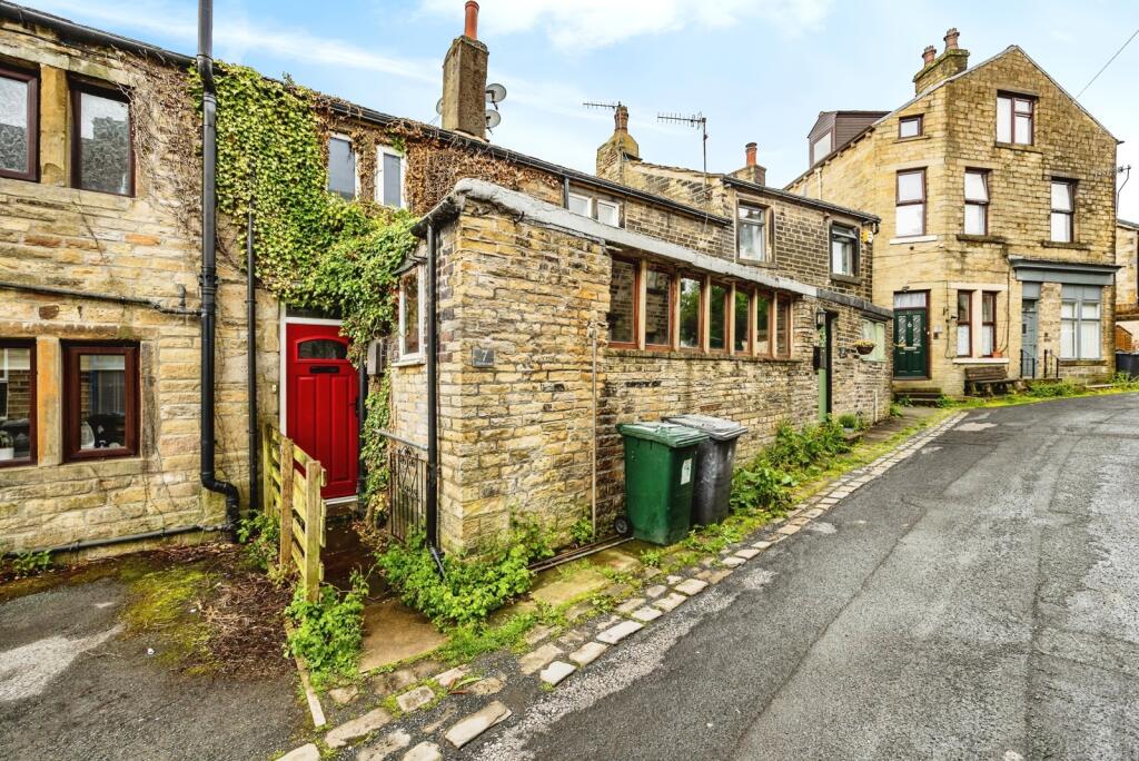Main image of property: Oliver Lane, Marsden, Huddersfield, West Yorkshire, HD7