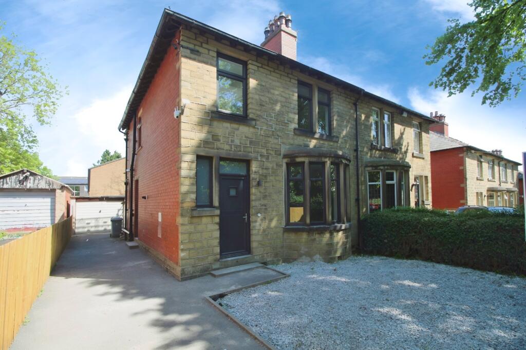 Main image of property: Lawrence Road, Marsh, Huddersfield, West Yorkshire, HD1