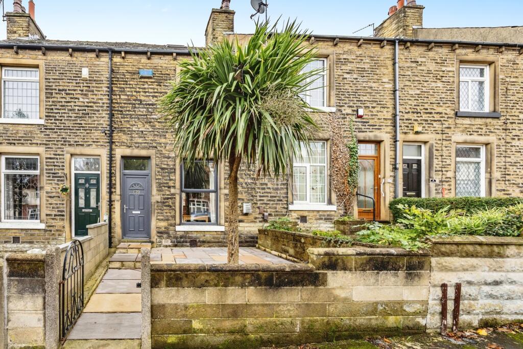 Main image of property: Lynndale Avenue, Birkby, Huddersfield, West Yorkshire, HD2
